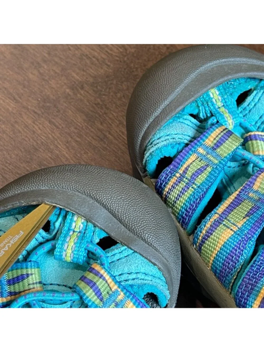 KEEN Newport H2 Sandals Unisex Big Kids Size 1 Waterproof Shoes Camp Hiking Blue